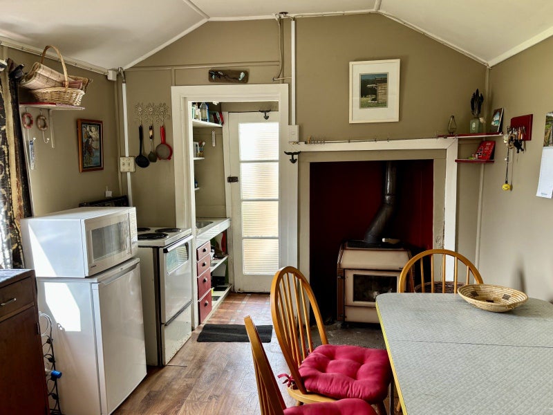 58 Antrim Street, Waikawa, Tokanui - Carousel 2