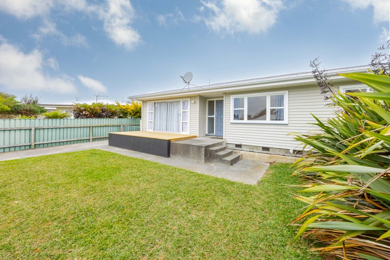 37 Alexander Avenue, Onekawa, Napier - Carousel 1