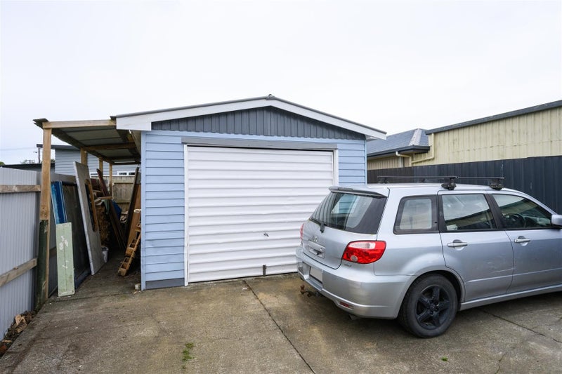 140 Broadway, Marton, Marton - Carousel 29