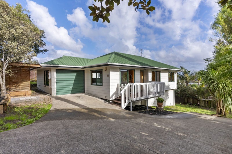 2/8 Mayfield Road, Glenfield, Auckland - Carousel 18