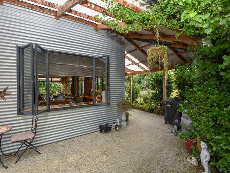 Property Valuation for 20 Haringa Road, Carrington, Carterton Trade