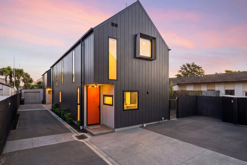 2/42 Dickens Street, Addington, Christchurch - Carousel 1