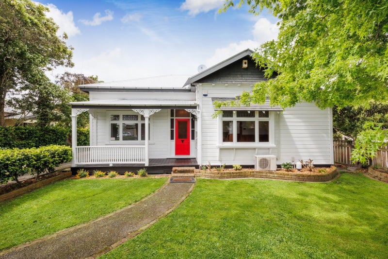 294 Grey Street, Palmerston North, Palmerston North - Carousel 1