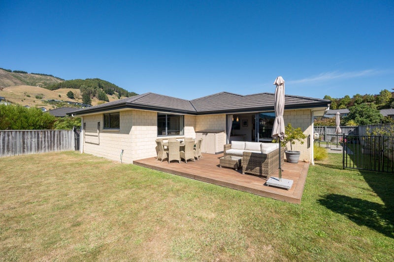 78 Washbourn Drive, Richmond - Carousel 2