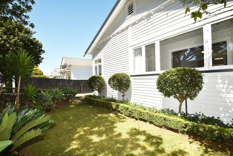 28 Wairere Avenue, Mount Albert, Auckland - Carousel 2