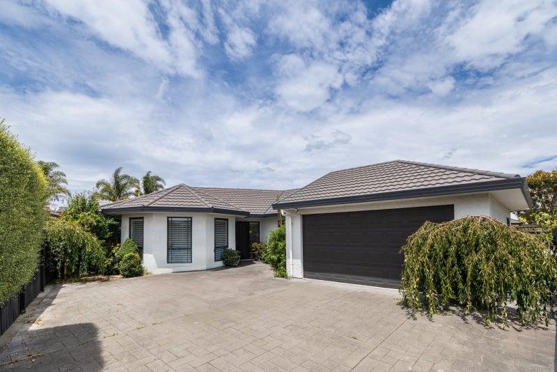19 Ayrshire Drive, Havelock North, Havelock North - Carousel 2