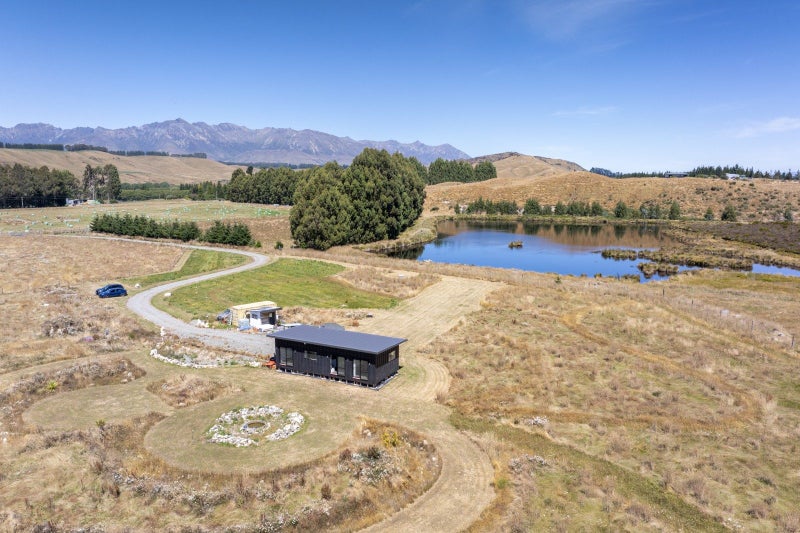 1396 Ramparts Road, MANAPOURI, TE ANAU - Carousel 1