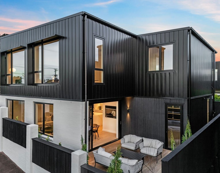 32A Upland Road, Remuera, Auckland - Carousel 1