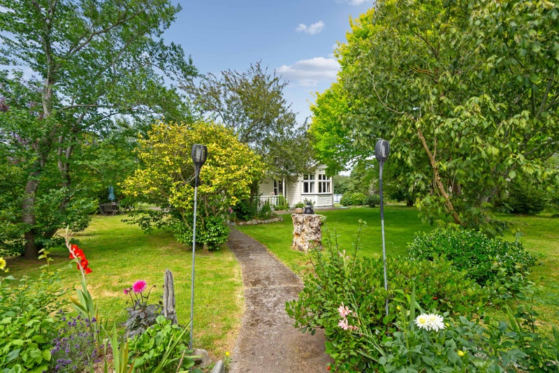 160 Fitzherbert Street, Featherston, Featherston - Carousel 28