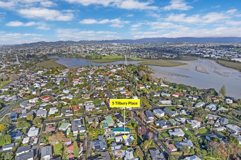 5 Tilbury Place, Avondale, Auckland - Carousel 30