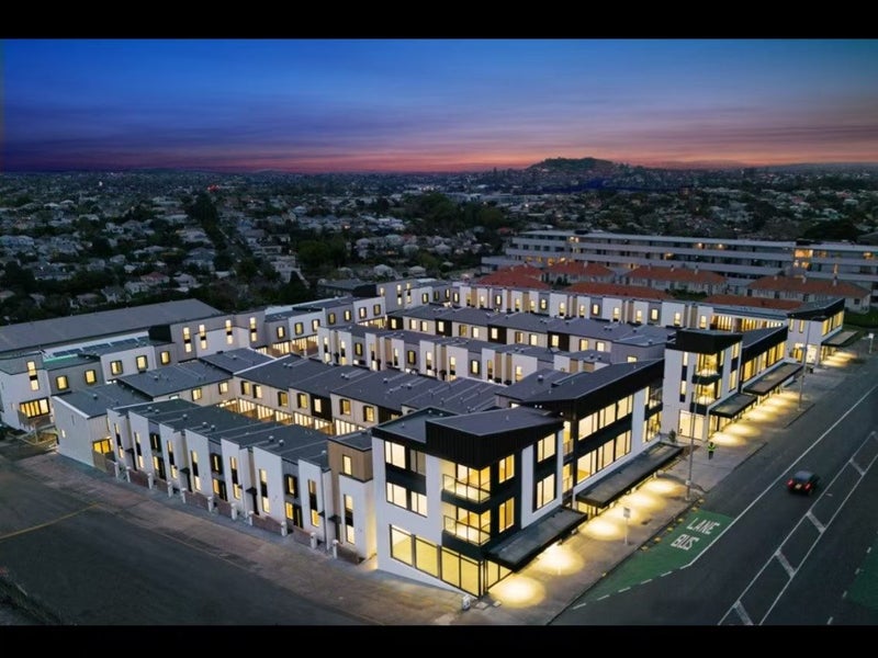 115 Hadlow Terrace, Grey Lynn, Auckland - Carousel 1