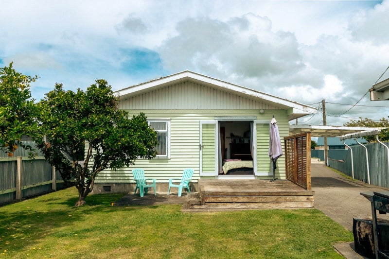 62 Coverdale Street, Onekawa, Napier - Carousel 1