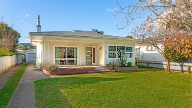 127 Stout Street, Whataupoko, Gisborne - Carousel 1