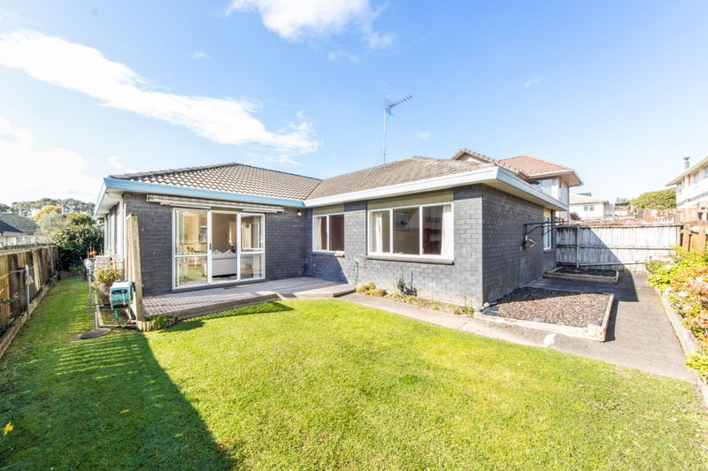 441B Blockhouse Bay Road, Blockhouse Bay, Auckland - Carousel 1