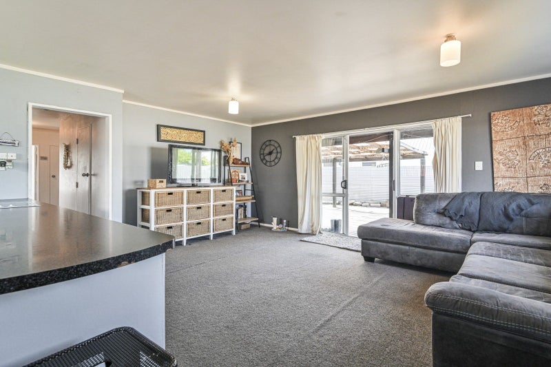 331B Flaxmere Avenue, Flaxmere, Hastings - Carousel 1