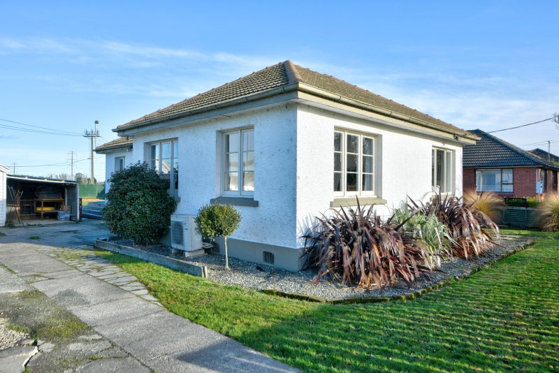 166 Charlton Road, Upper Charlton, Gore - Carousel 2