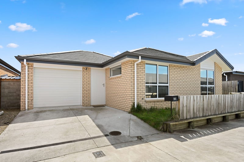 38 Pragma Rise, Rototuna North, Hamilton - Carousel 2