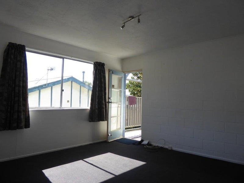 7/91 PHARAZYN ST, ALICETOWN, LOWER HUTT - Carousel 12