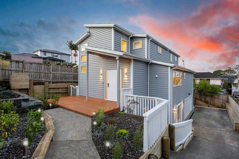 14A Crystal Avenue, Glendene, Auckland - Carousel 1