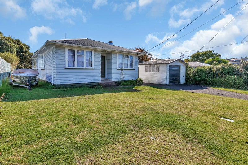 45 Mckinnon Crescent, Otangarei, Whangarei - Carousel 1