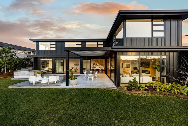 8 Miran Lane, Red Beach, Red Beach - Carousel 2