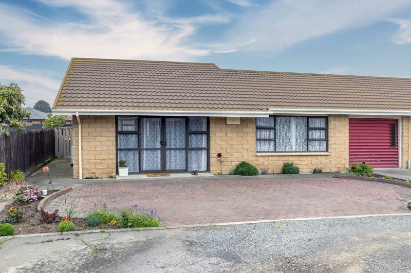 1/207 King Street, Temuka - Carousel 18