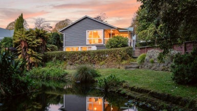 19 Athol Terrace, Upper Riccarton, Christchurch - Carousel 1