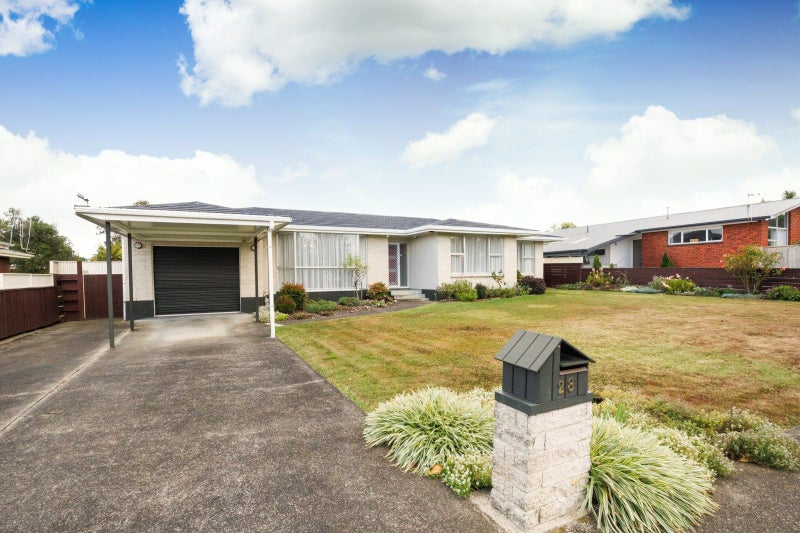 28 Kennedy Avenue, Feilding, Feilding - Carousel 1