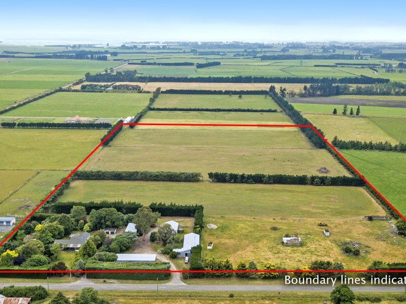 658 Bethels Road, Christchurch - Carousel 1