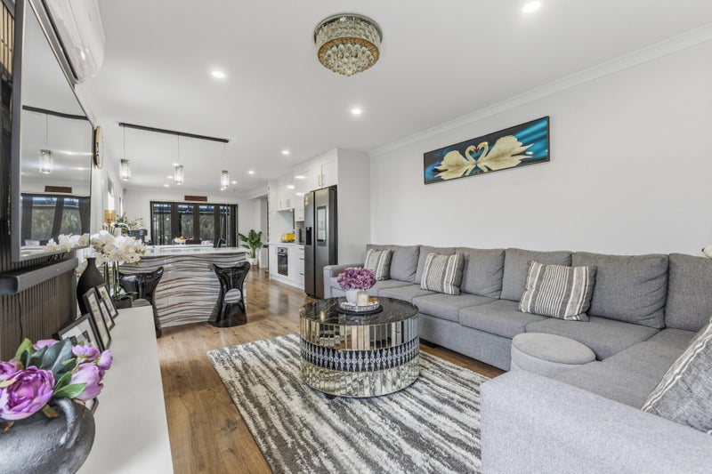 15 Lovely Lane, Manurewa, Auckland - Carousel 1