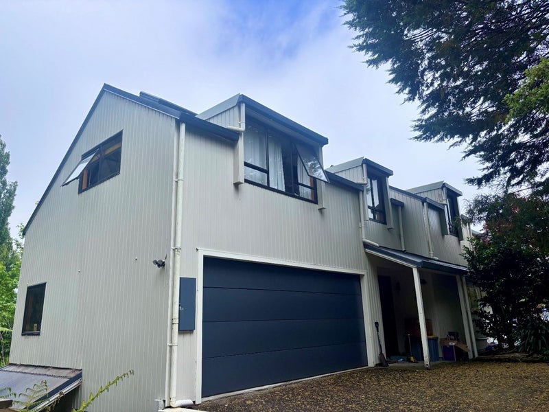 6B Chatsworth Road, Silverstream, Upper Hutt - Carousel 1