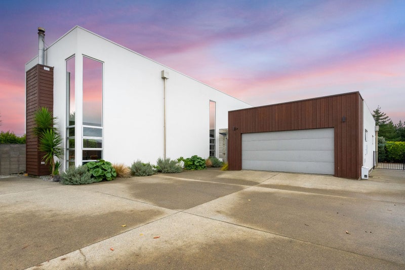 24 Okarito Avenue, Levin, Levin - Carousel 35