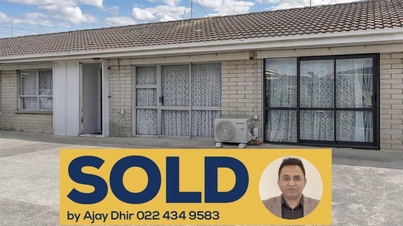 2/34 Hoteo Avenue, Papatoetoe, Auckland - Carousel 1