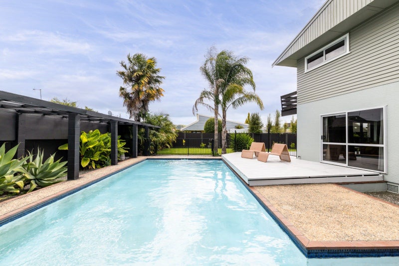 48A Avenue Road, Greenmeadows, Napier - Carousel 2