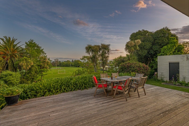 38A Manson Street, Terrace End, Palmerston North - Carousel 2