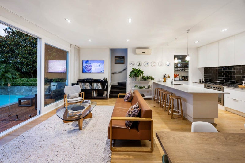 25 Selbourne Street, Grey Lynn, Auckland - Carousel 2