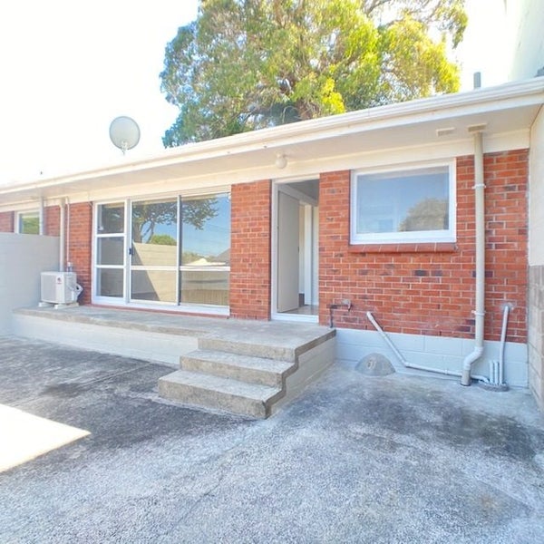 2/83 Asquith Avenue, Mount Albert, Auckland City, Auckland - Carousel 1