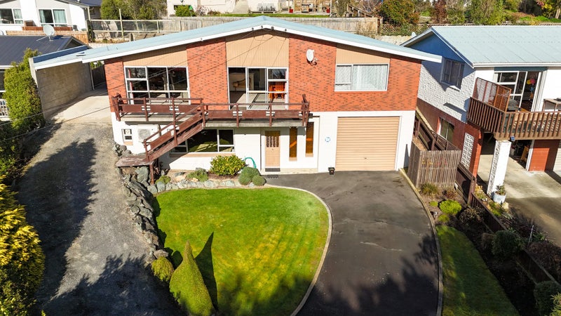 18 Edinburgh Place, Balclutha - Carousel 1