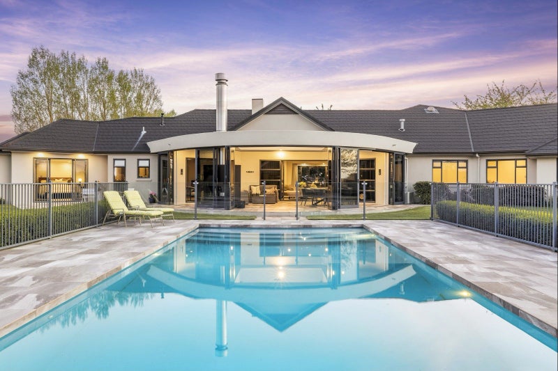 154 Hooker Road, Tamahere, Hamilton - Carousel 1