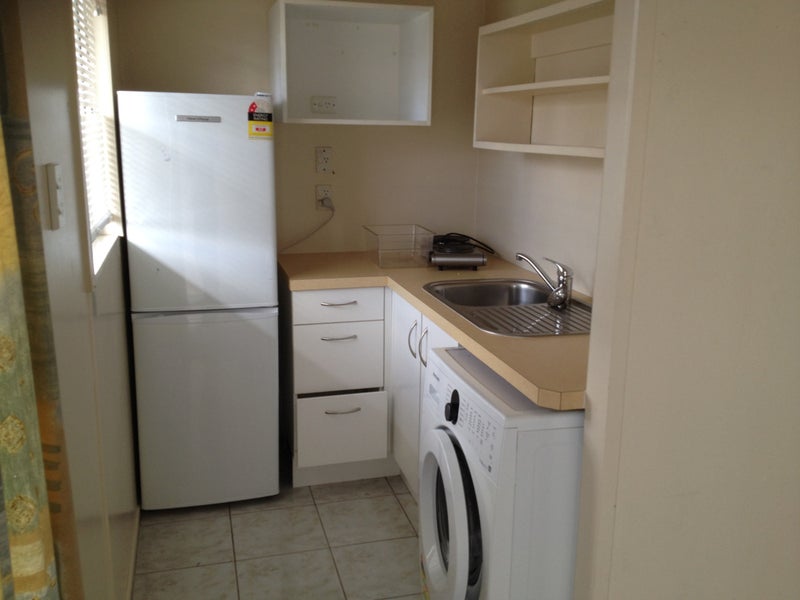 1 Galloway Street, Hamilton East, Hamilton - Carousel 2