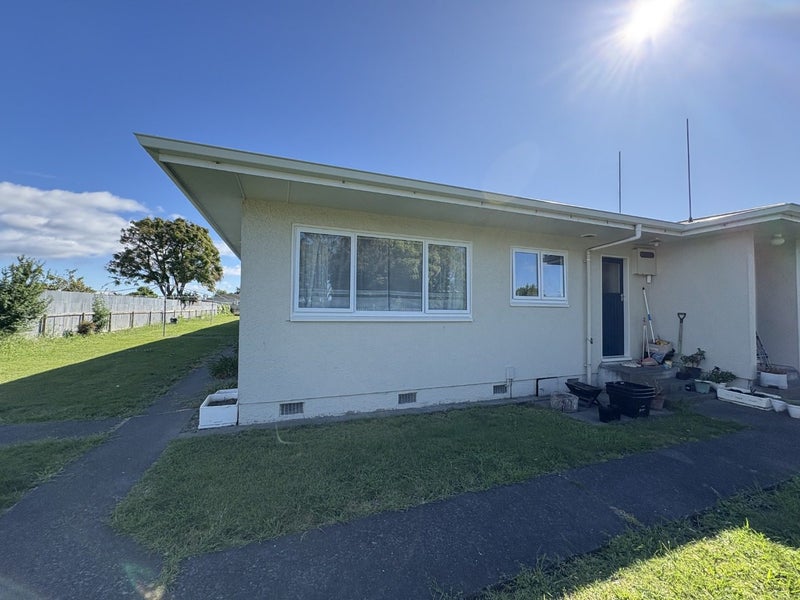 1/82 Bill Hercock Street, Pirimai, Napier - Carousel 1