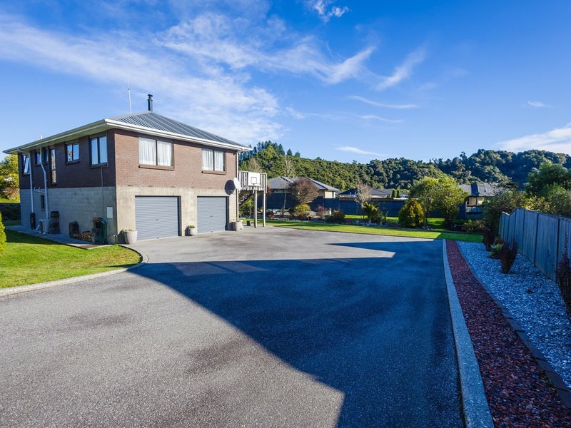 140 Marsden Road, Greymouth, Greymouth - Carousel 34