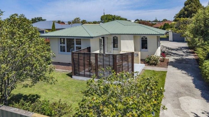 26 Donegal Street, Belfast, Christchurch - Carousel 1