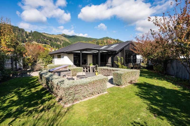 3 Fallow Place, Richmond - Carousel 1