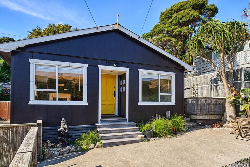 5 Takutai Road, Pukerua Bay, Porirua - Carousel 2