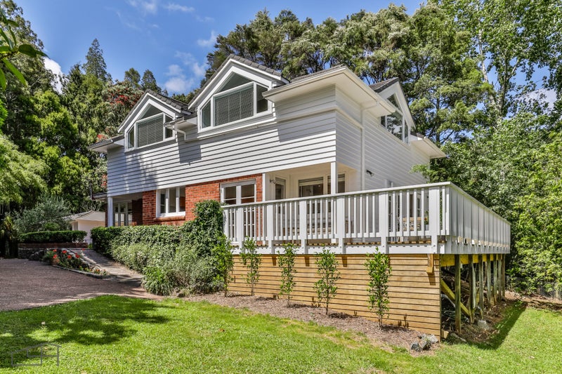 155 Scenic Drive, Titirangi, Auckland - Carousel 2
