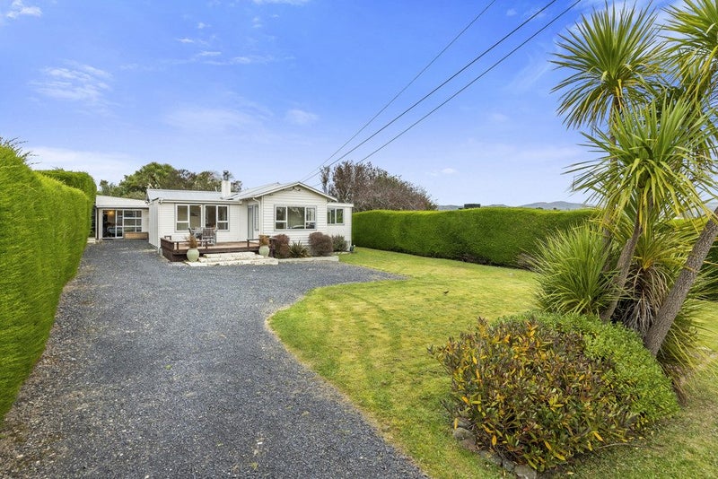 62 Stornoway Street, Karitane, Waikouaiti - Carousel 1
