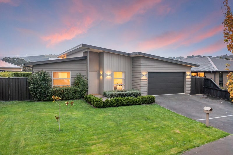 18 Carrick Place, Mosgiel, Mosgiel - Carousel 2