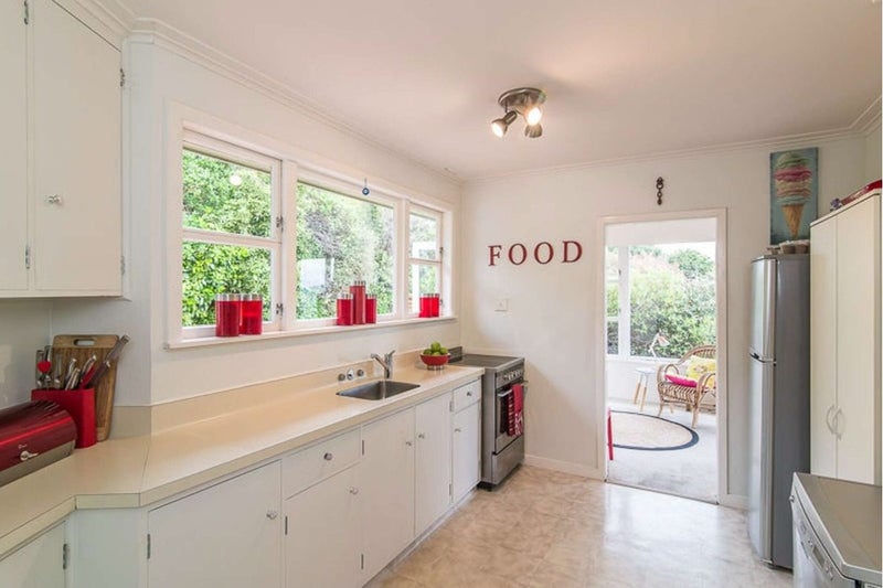 48 Cunliffe Street, Johnsonville, Wellington - Carousel 1