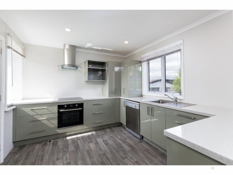41 Rhodes Street, Waimate, Waimate - Carousel 2
